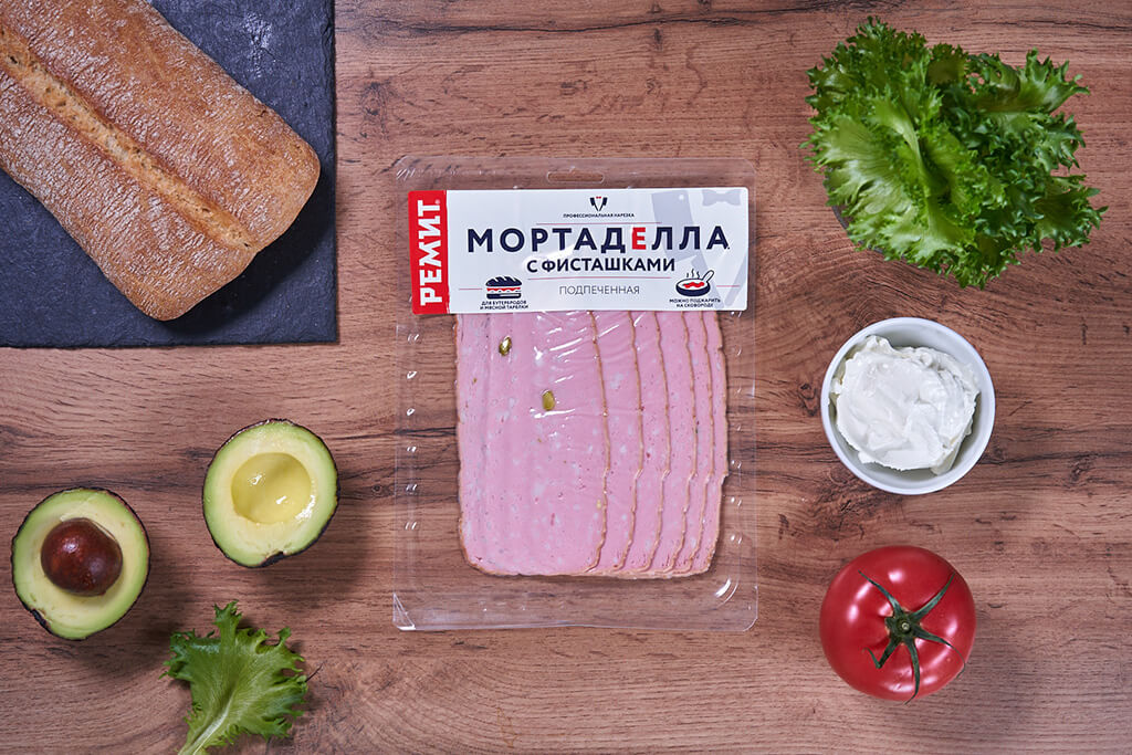 Быстрый бутерброд с Мортаделлой РЕМИТ с фисташками