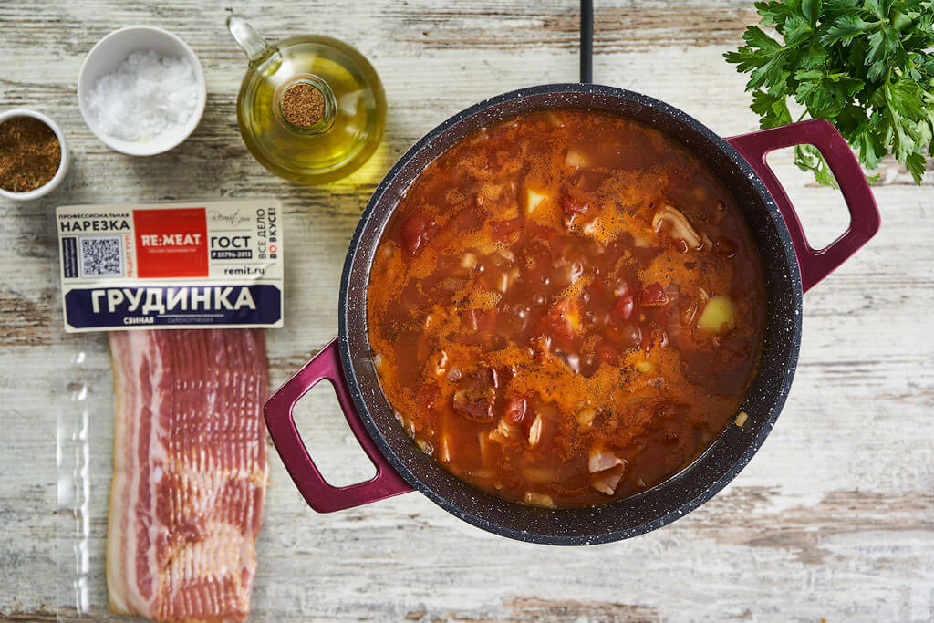 Вкусный томатный суп с фасолью и грудинкой РЕМИТ - рецепт от Ремит