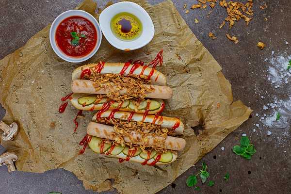 Сосиски для хот-догов из свинины - купить оптом от производителя РЕМИТ